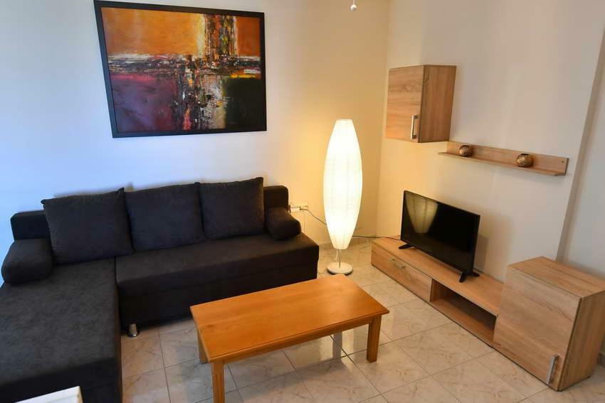 Beach Apartment Каламата Екстериор снимка